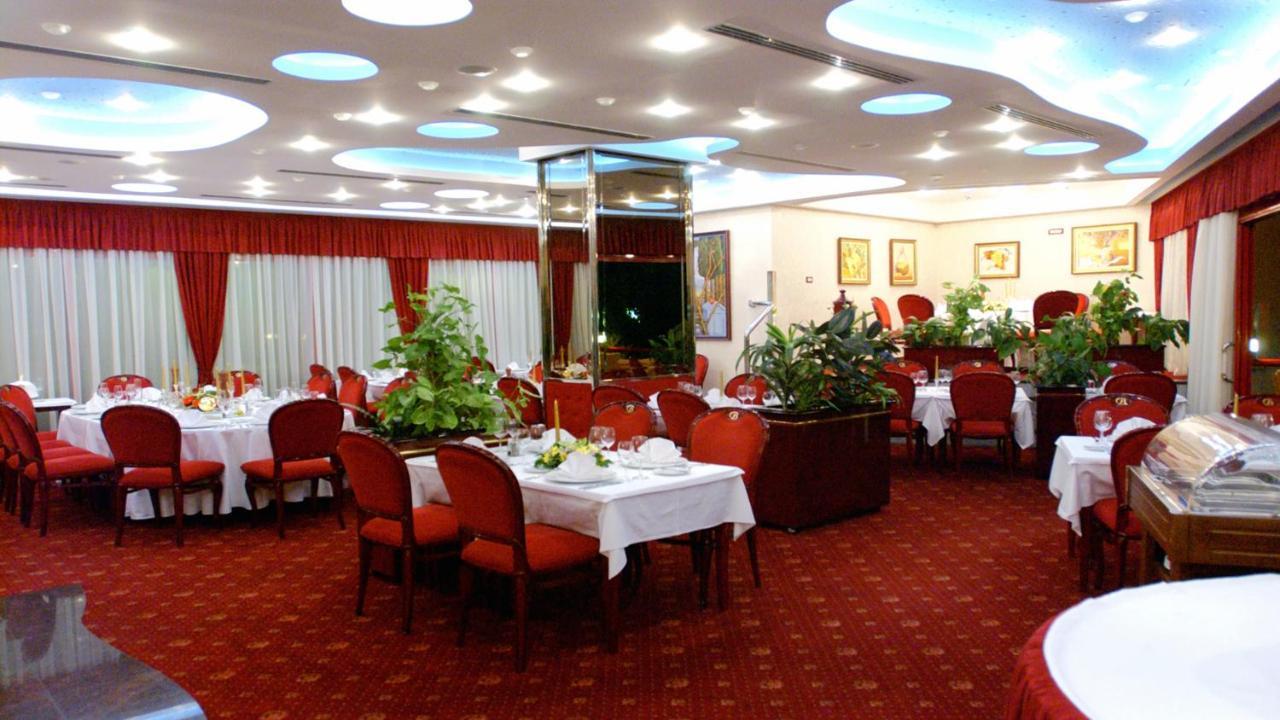 白华达酒店 莫斯塔尔 外观 照片